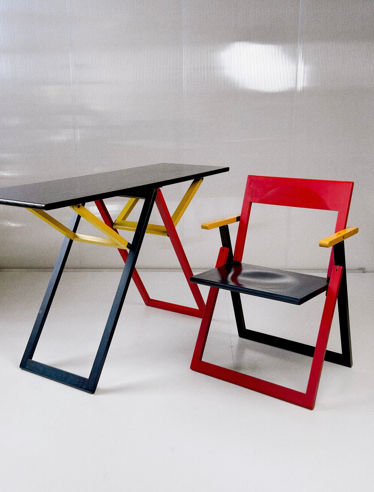 Magis Pliaviva Folding Console & Chair | Marc Berthier | Italy 1970s