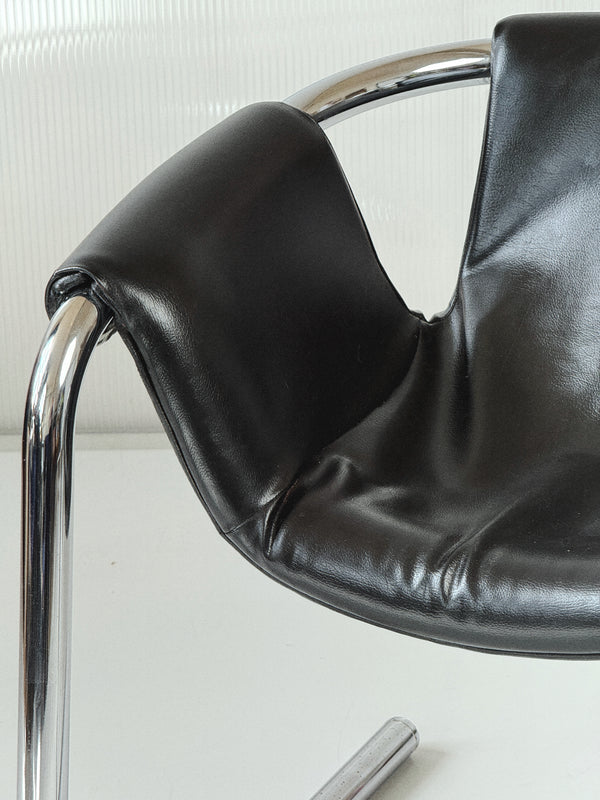 Arkana ‘Orbita’ Leather Sling Chair