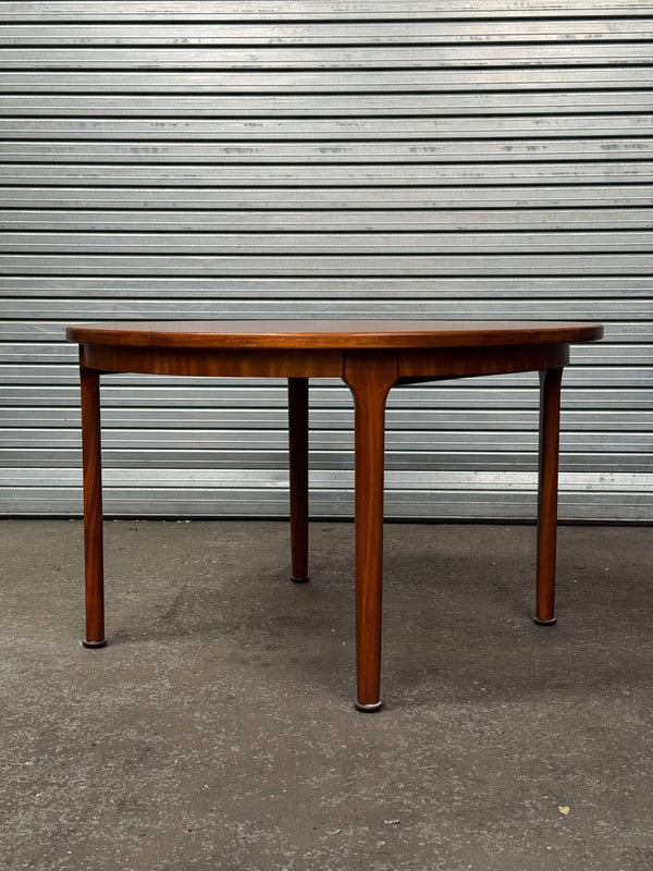 McIntosh Mid-Century Round Extendable Dining Table | Teak | 1960s